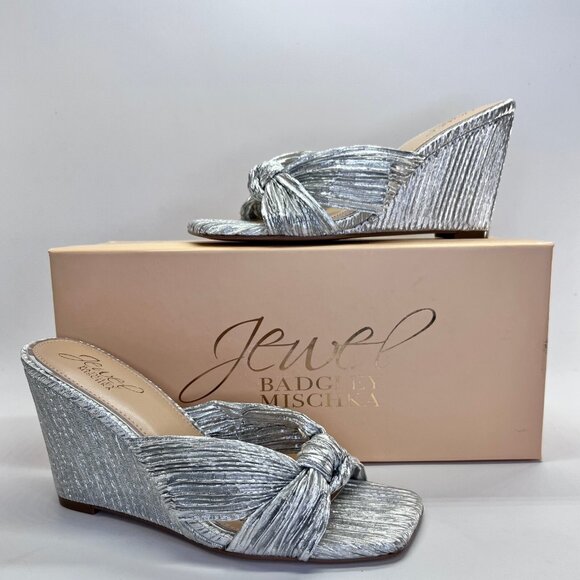Jewel Badgley Mischka Hype Wedge Sandal Size 6 Silver Knot Strap Mule Heels - Picture 1 of 13